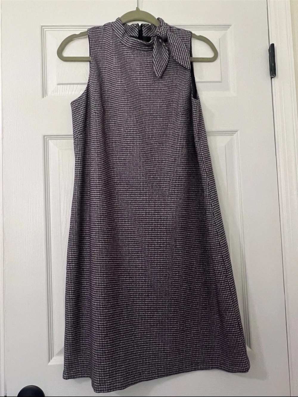 Ann Taylor Factory Sleeveless Bow-Accent Shift Dress in Purple Houndstooth 6